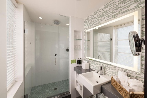 The Palms Hotel And Spa image 3