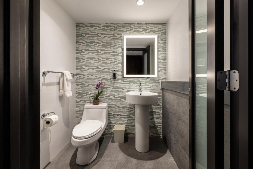 The Palms Hotel And Spa