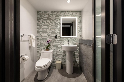 The Palms Hotel And Spa image 4